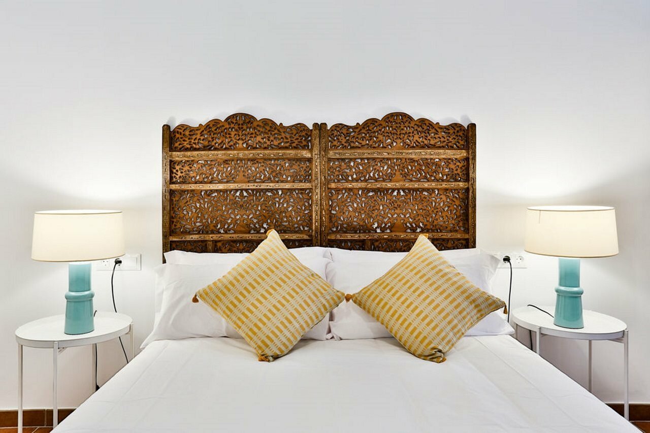 Фото Apartamentos Puerta Sevilla De Cordoba