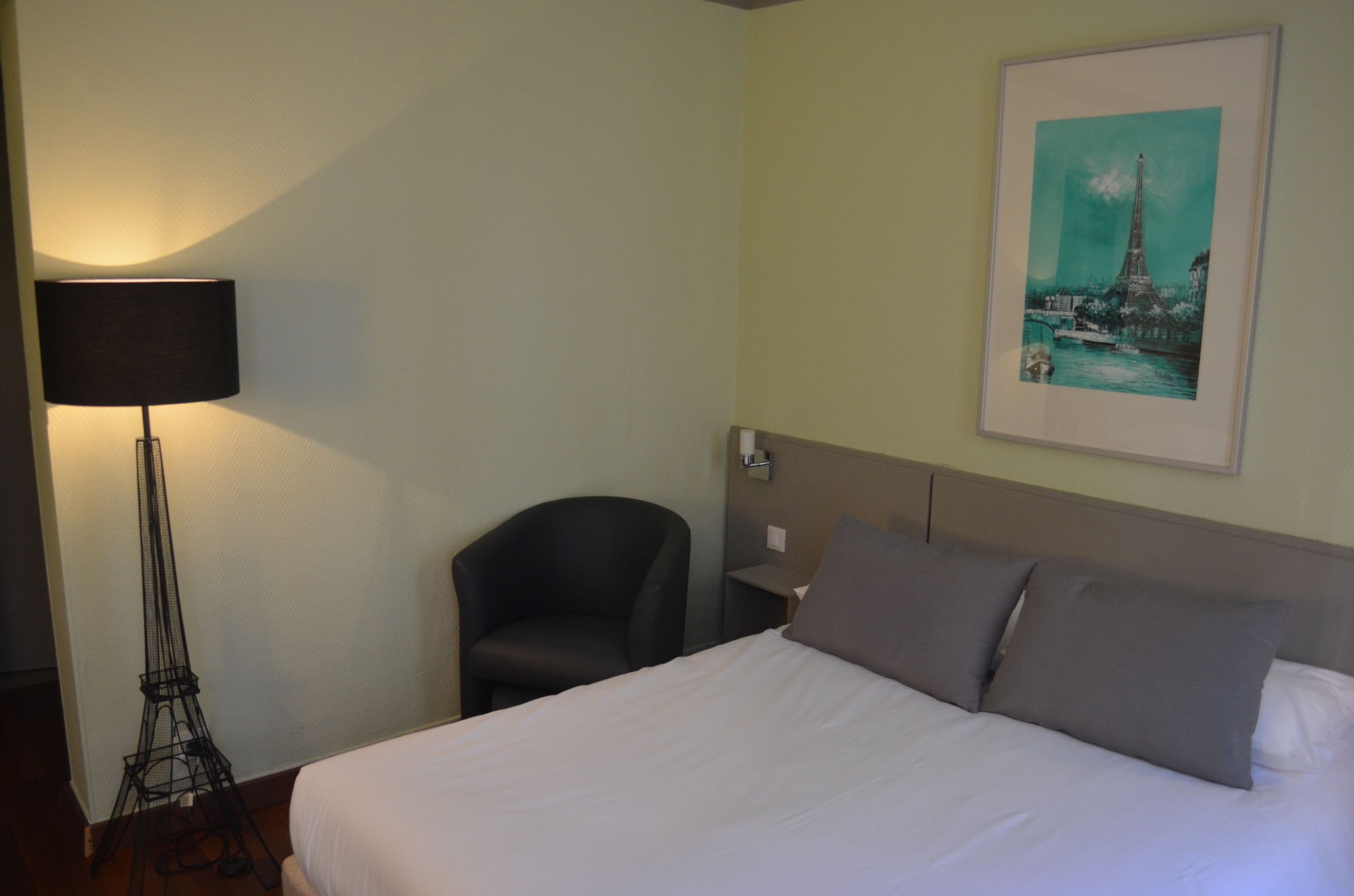 Фото Hotel Beauséjour