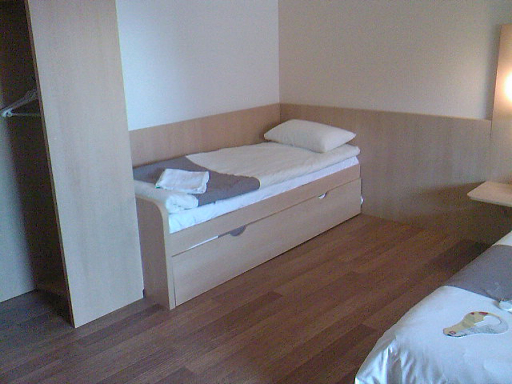 Фото ibis Martigues Hotel