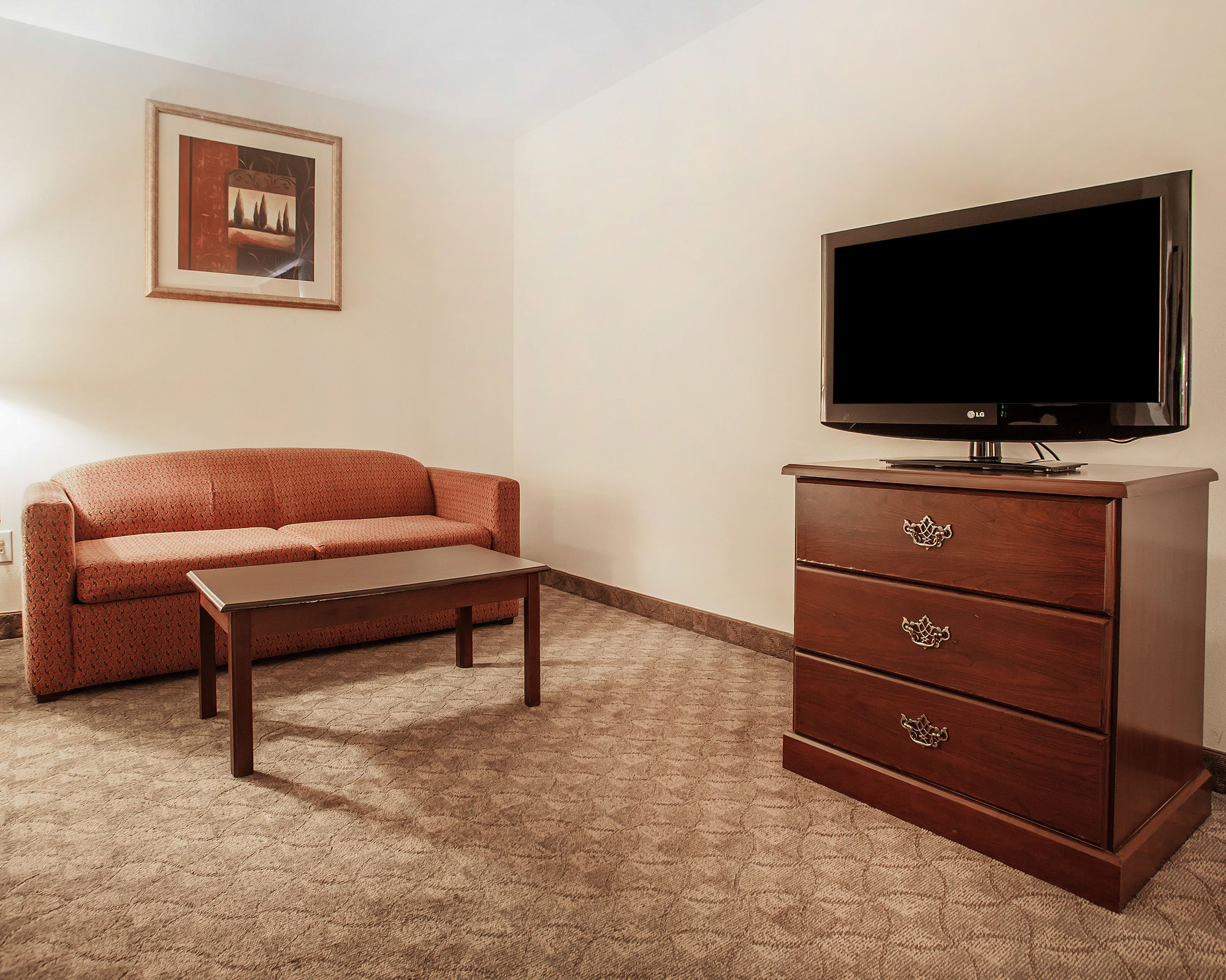 Фото Econo Lodge Inn & Suites Fairgrounds