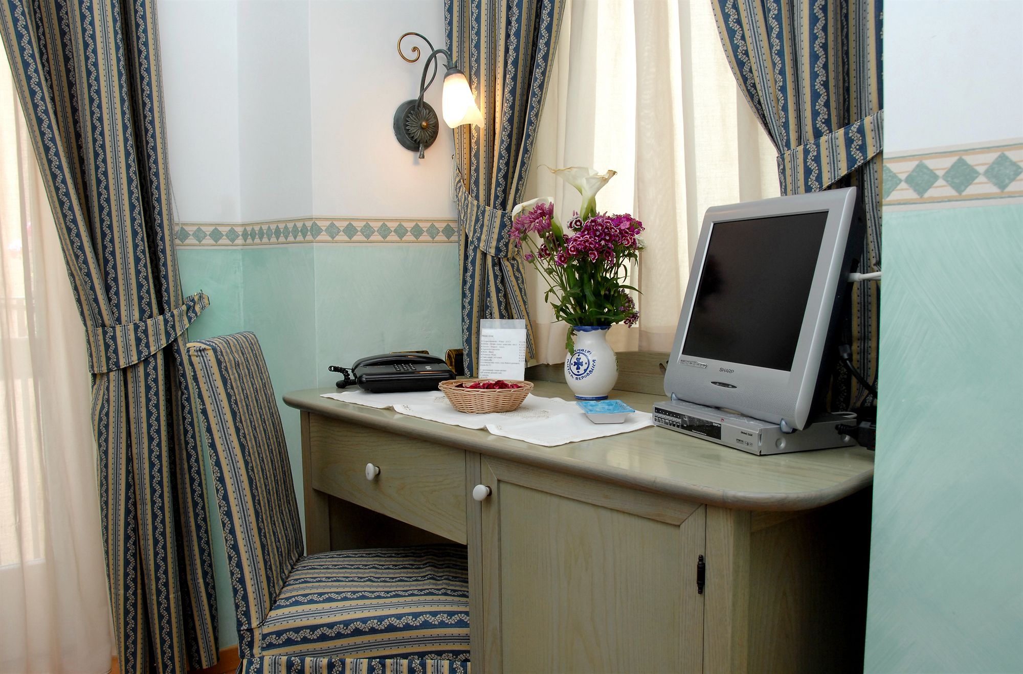 Фото Hotel Antica Repubblica