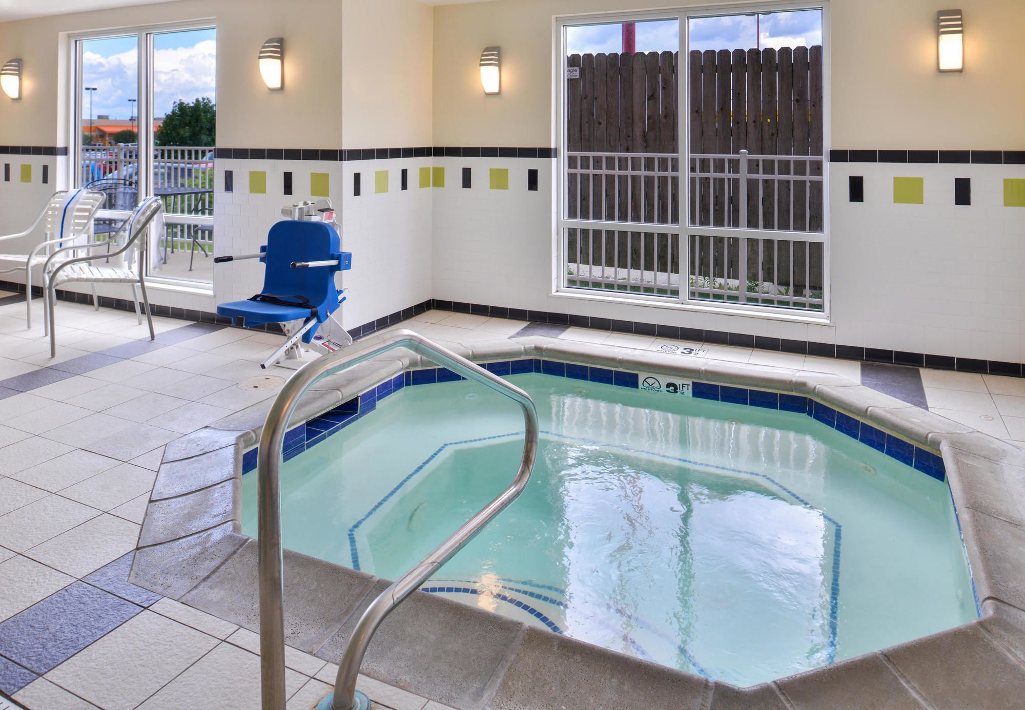 Фото Fairfield Inn & Suites by Marriott Fort Wayne