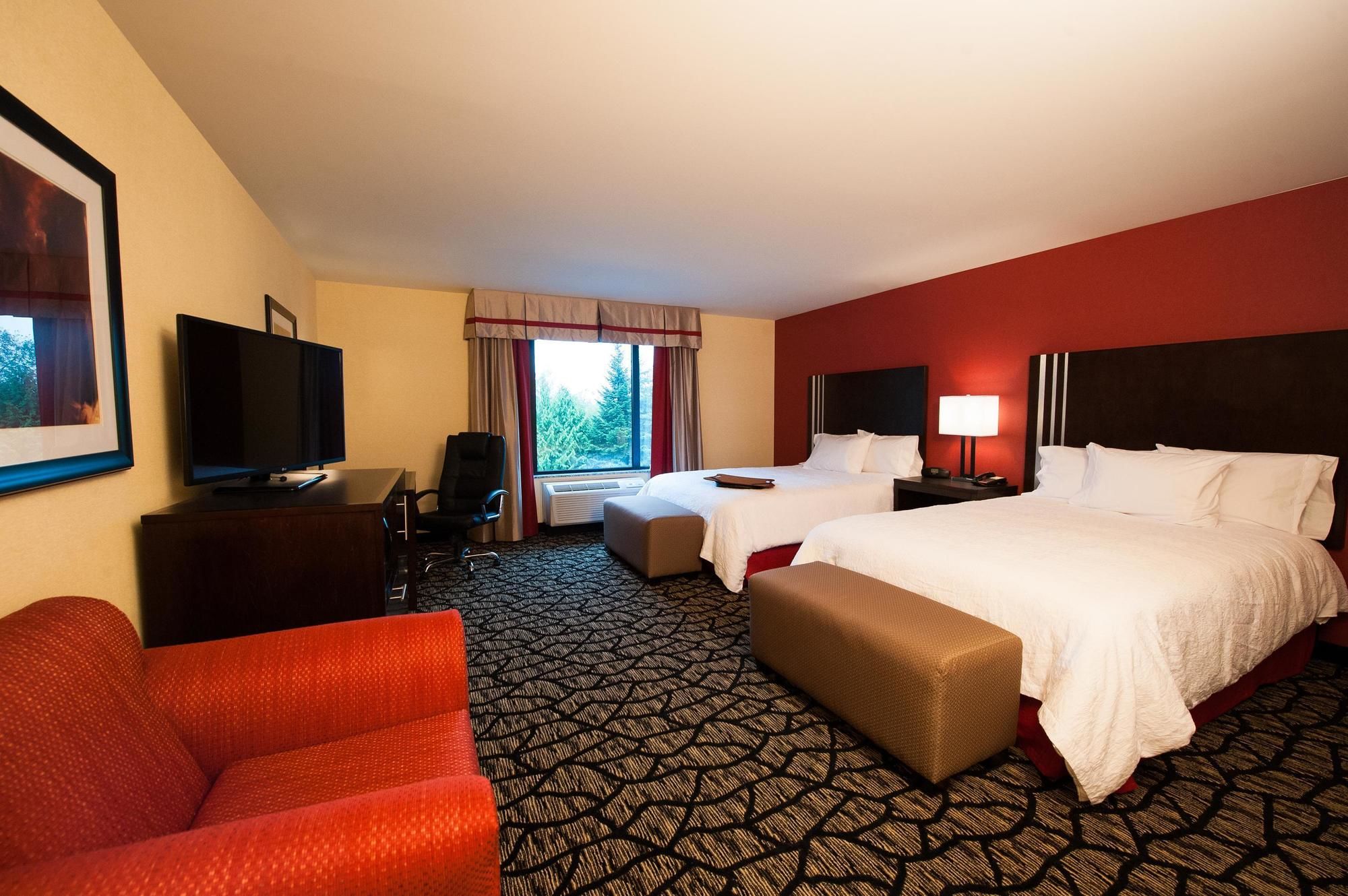 Фото Hampton Inn by Hilton Chilliwack