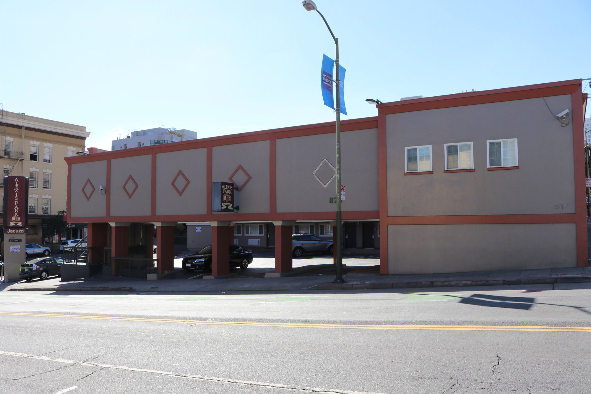 Фото Alexis Park Hotel