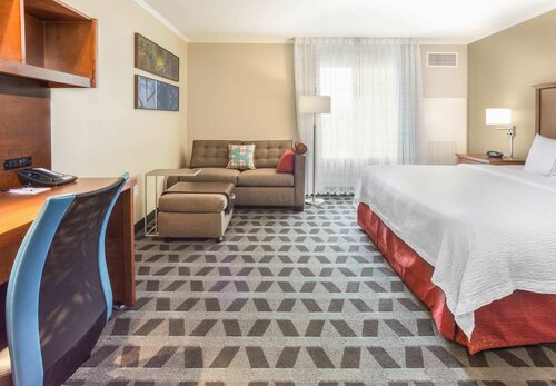 Гостиница TownePlace Suites by Marriott Tucson Airport