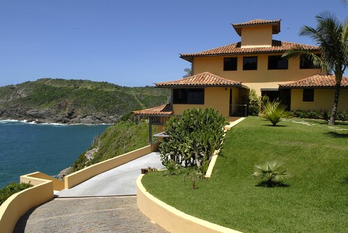 Внешний вид отеля Cliffside Luxury Inn в Армасан-дус-Бузиусе, фото 1