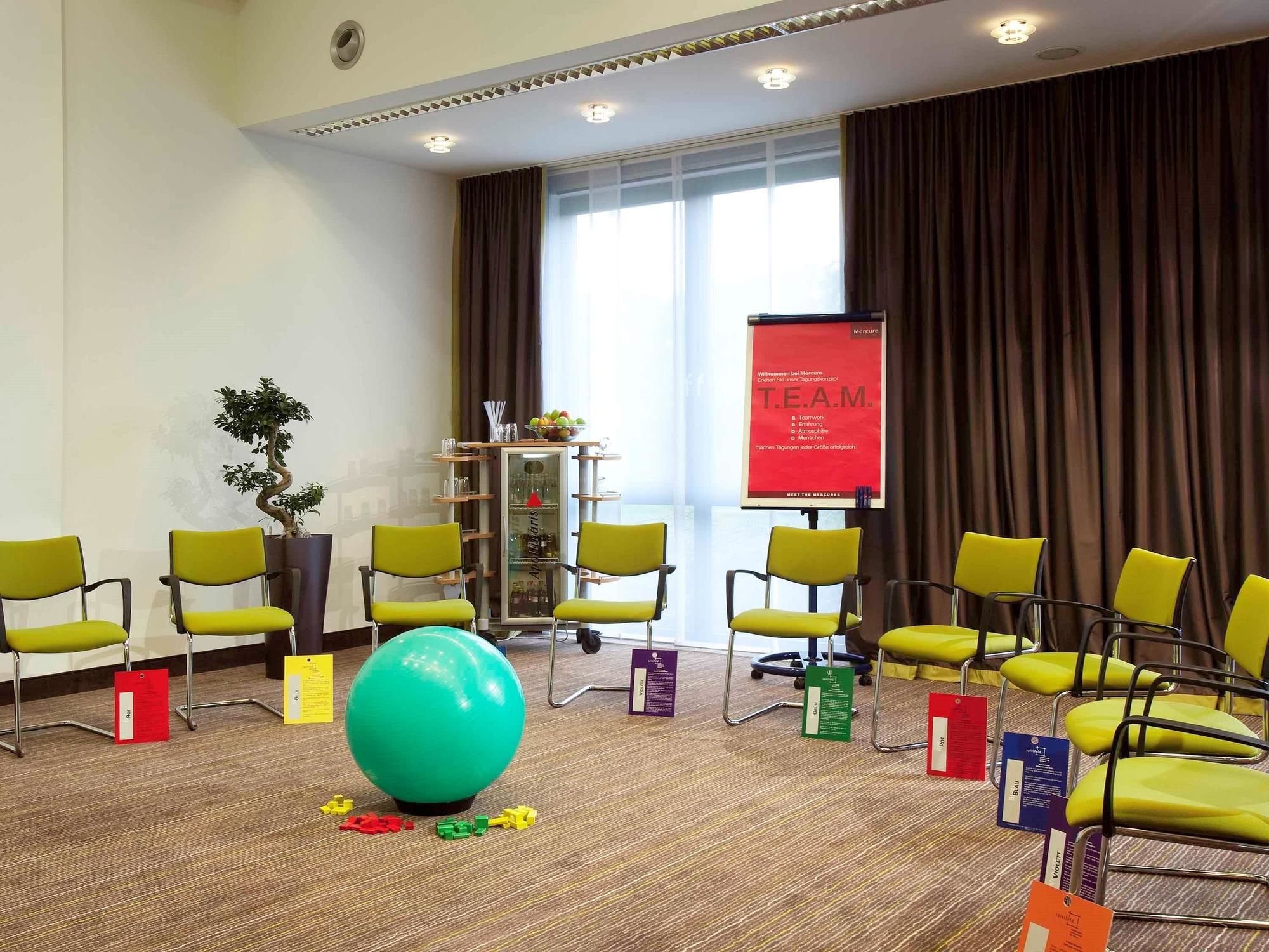 Фото Mercure Tagungs & Landhotel Krefeld