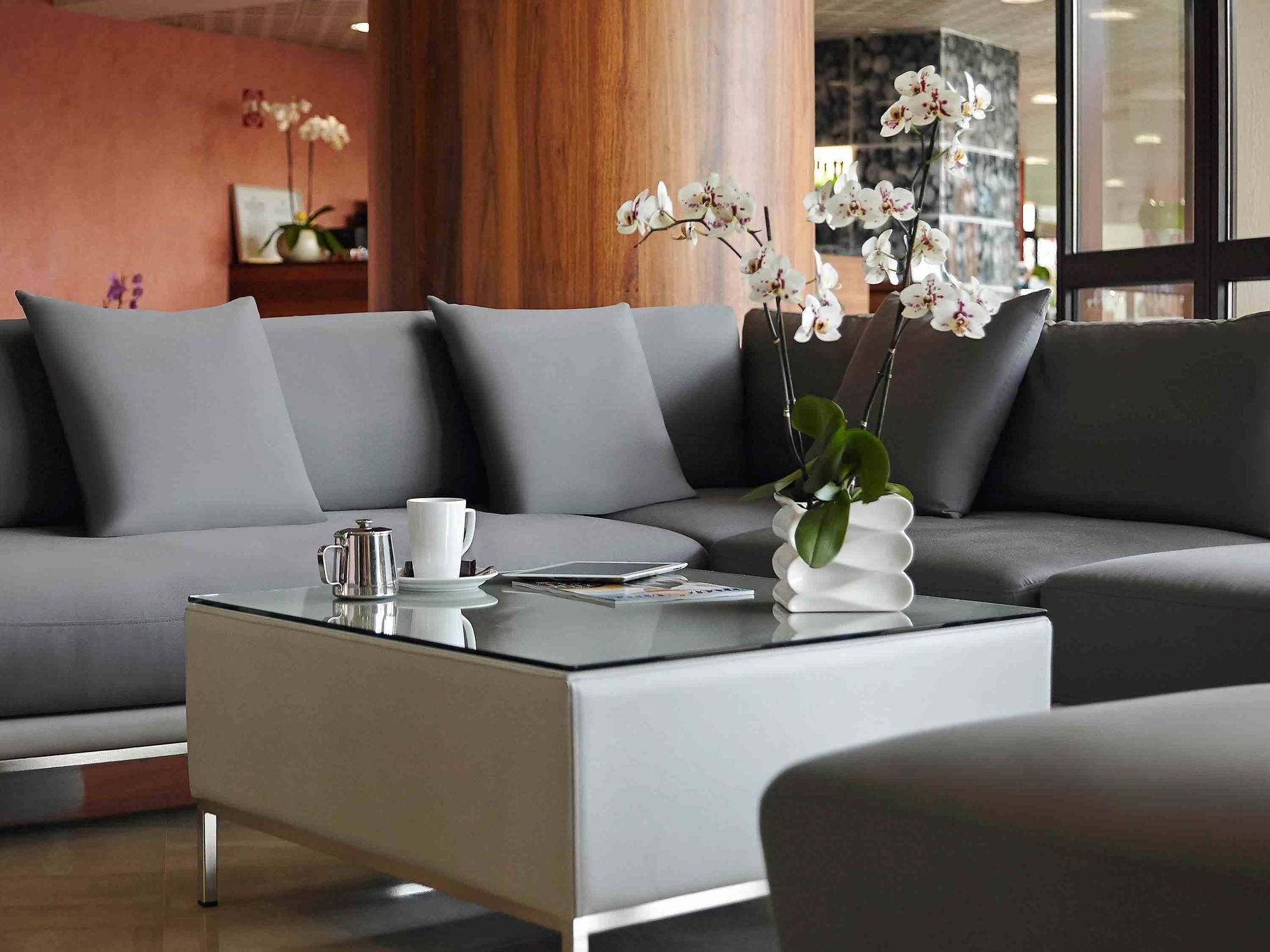 Фото Отель Mercure Hyeres Centre