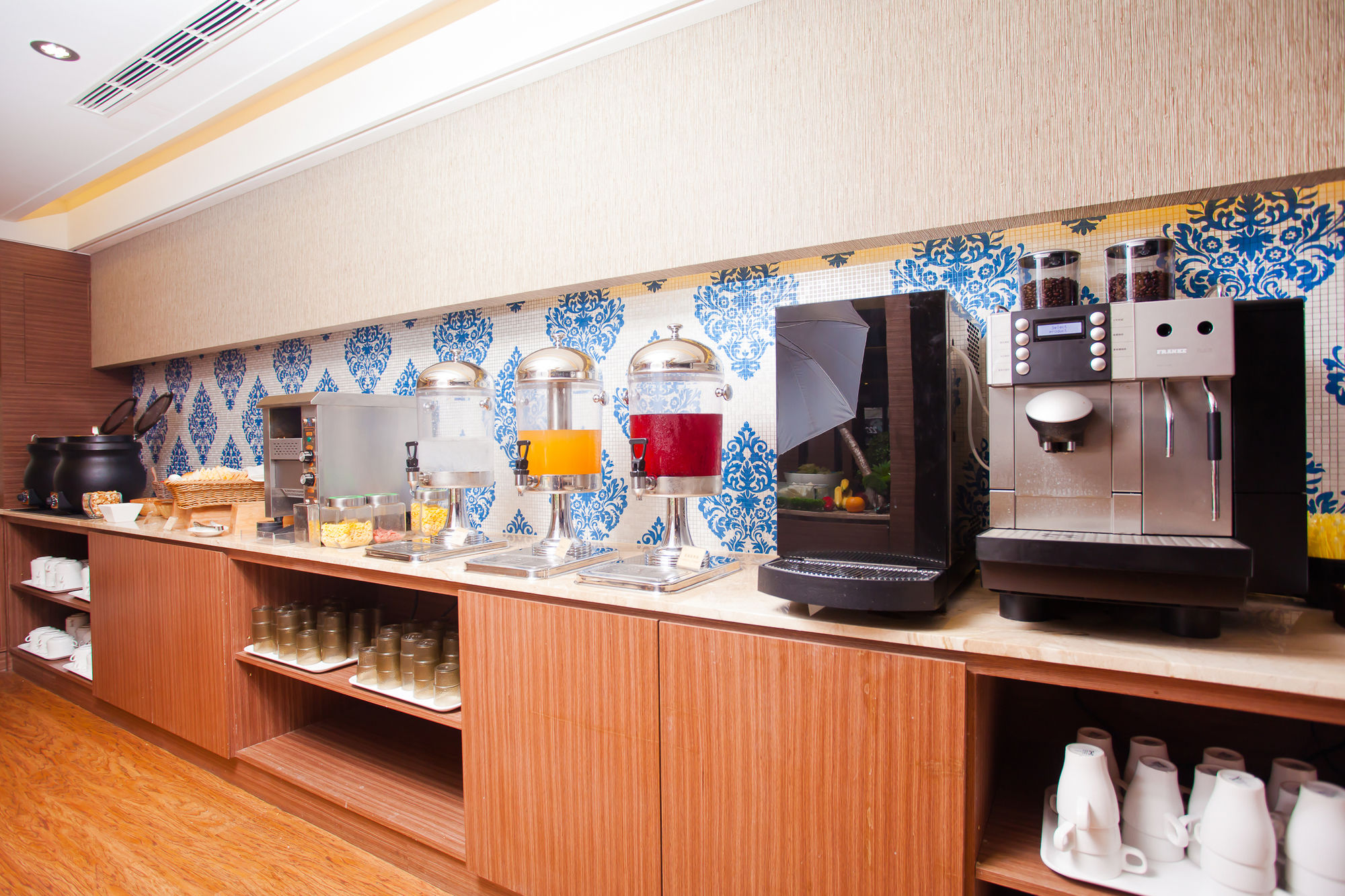 Фото Talmud Business Hotel - Yizhong