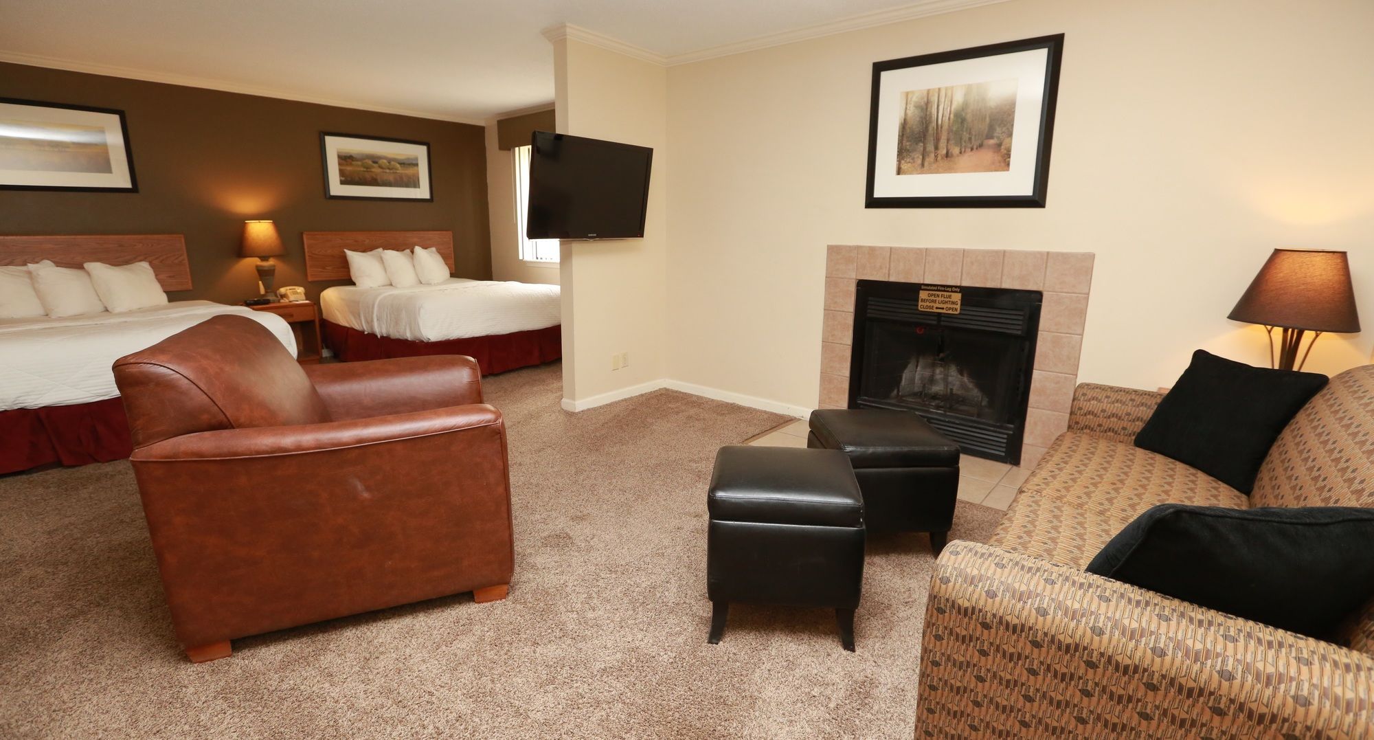 Фото Sterling Hotel and Suites