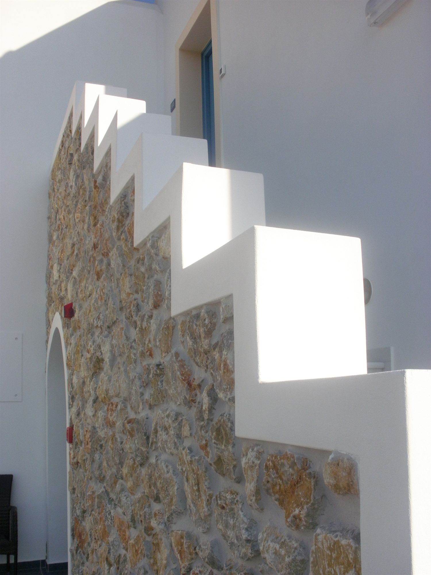 Фото Blue Harmony Apartments