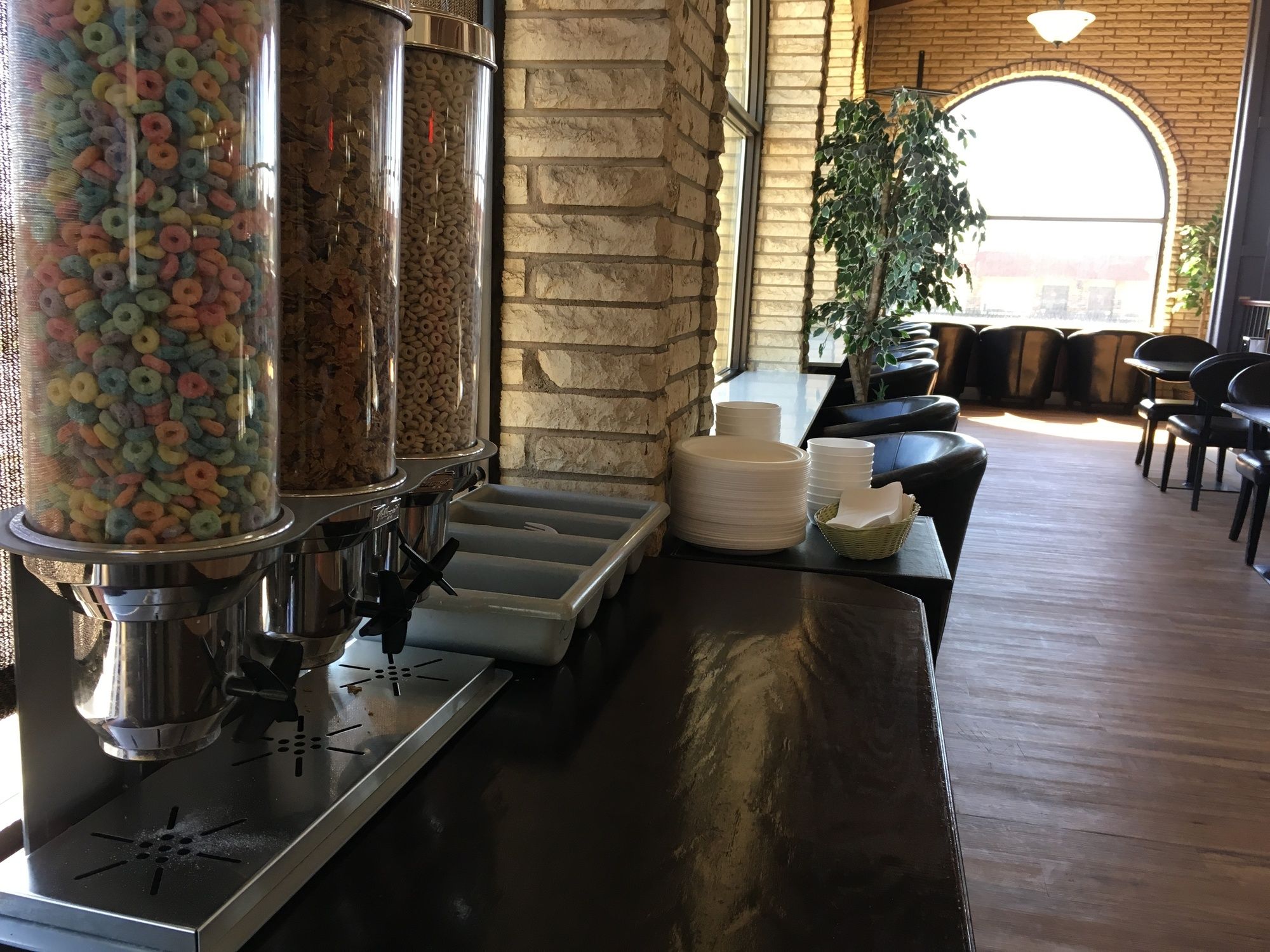 Фото Baymont by Wyndham Medicine Hat