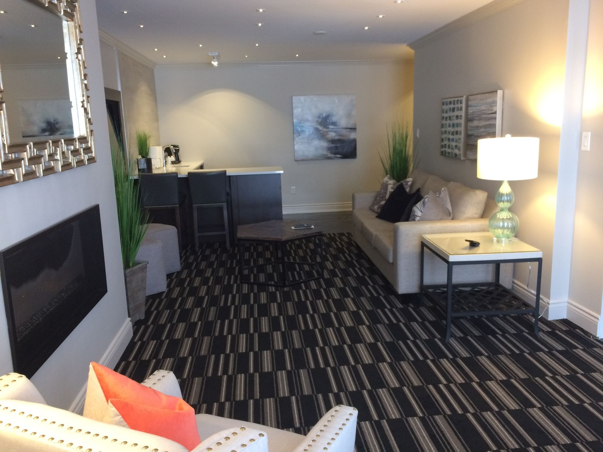 Фото Ramada by Wyndham Cornwall