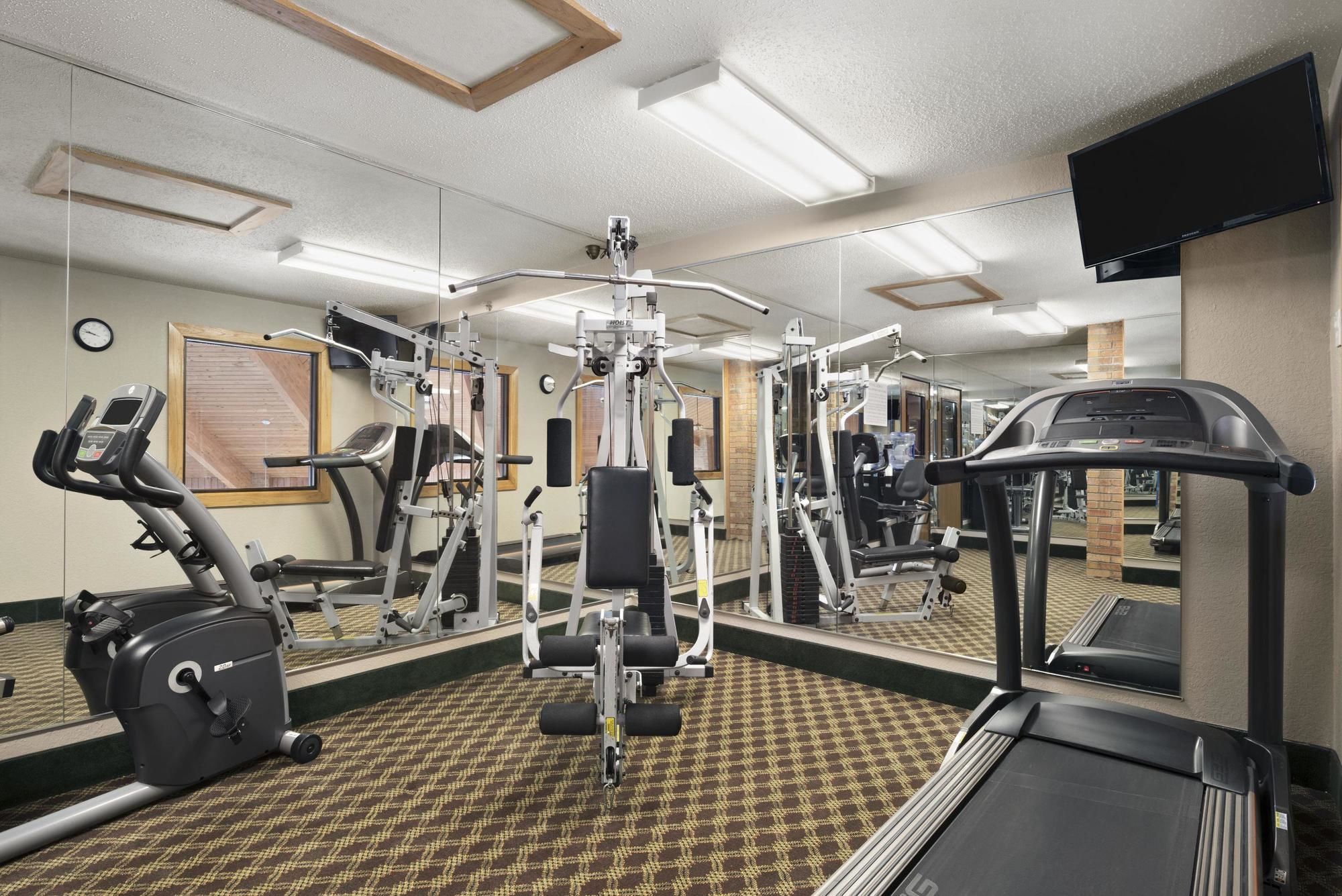 Фото Super 8 by Wyndham Green Bay I-43 Bus. Park