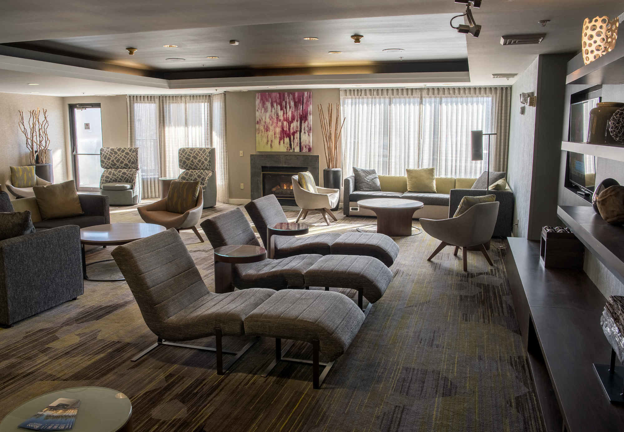 Фото Courtyard by Marriott Norwich