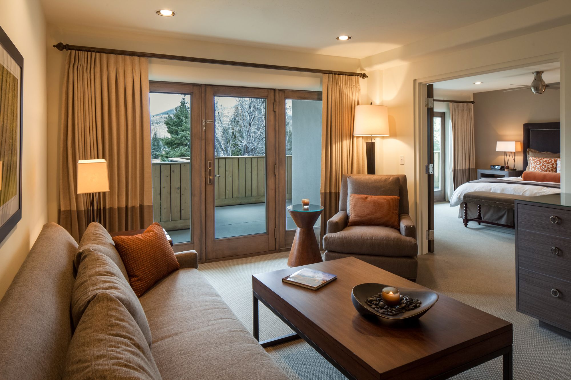 Фото Knob Hill Inn