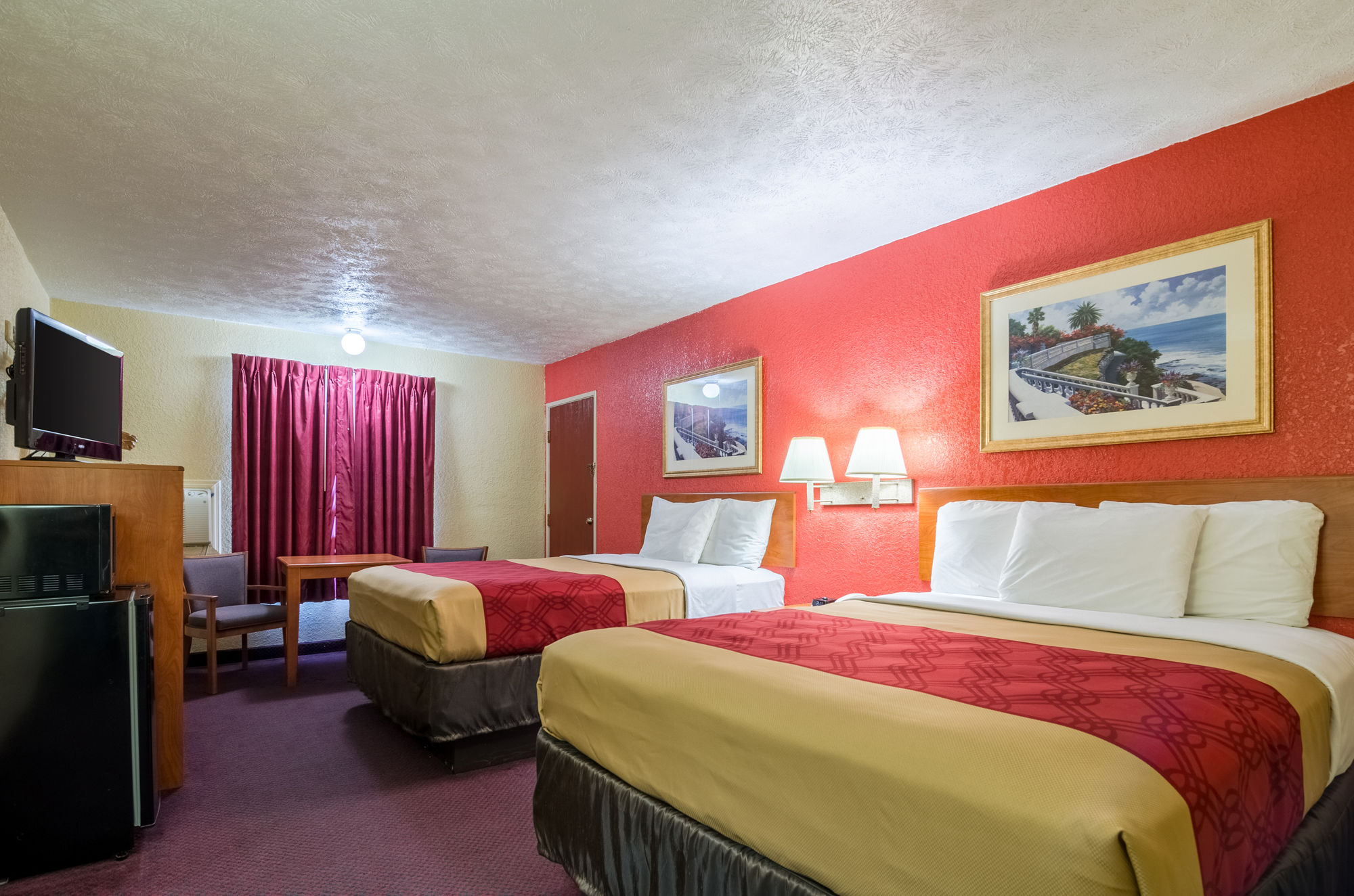 Фото Econo Lodge Interstate 35 Exit 183