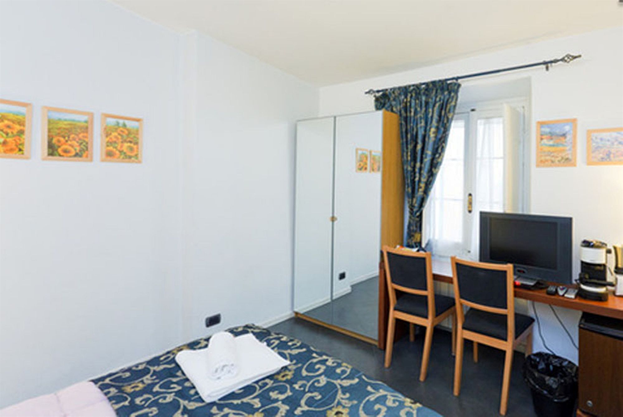 Фото Гостевой Дом B&b Ventisei Scalini a Trastevere