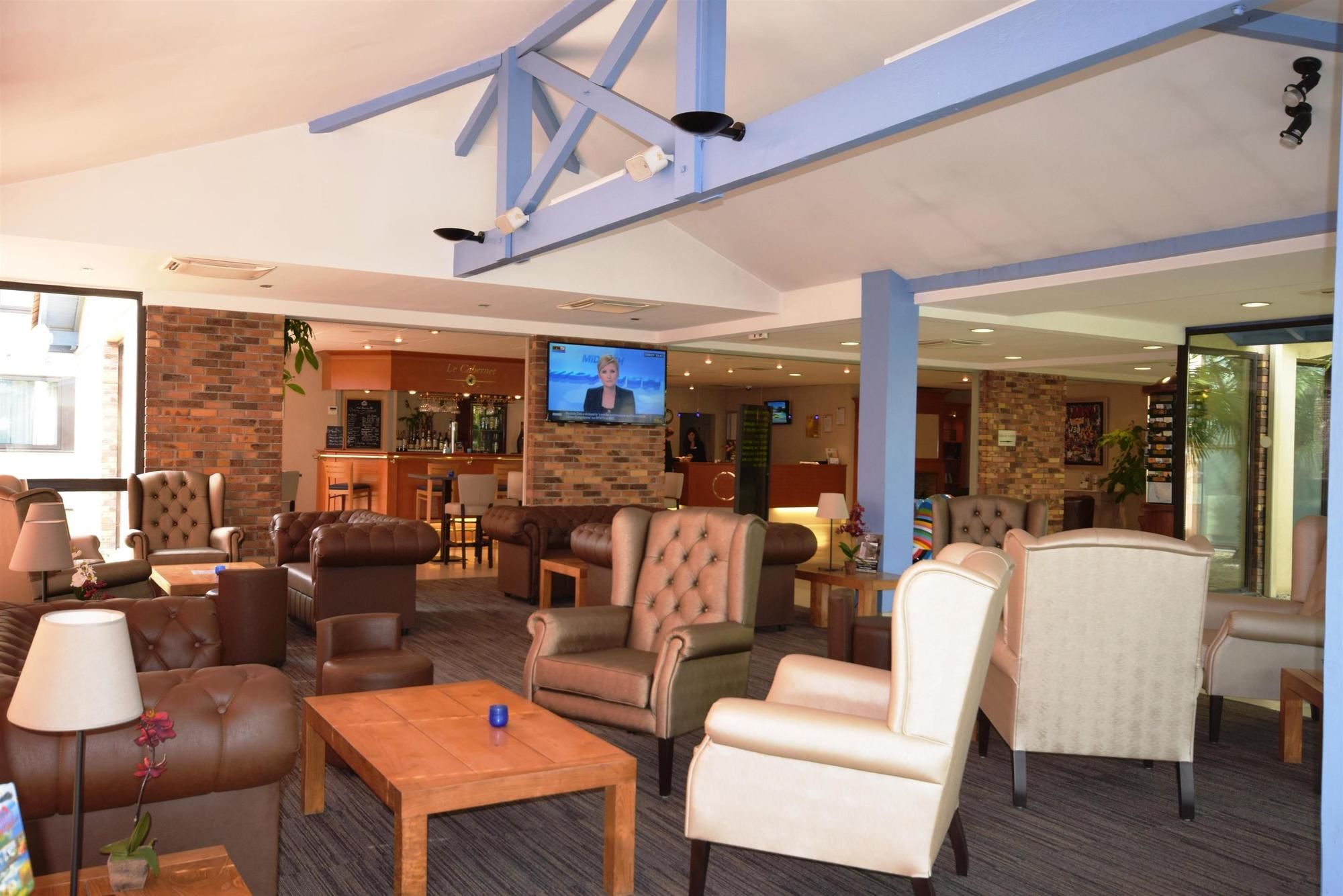 Фото Kyriad Prestige Bordeaux Ouest Mérignac