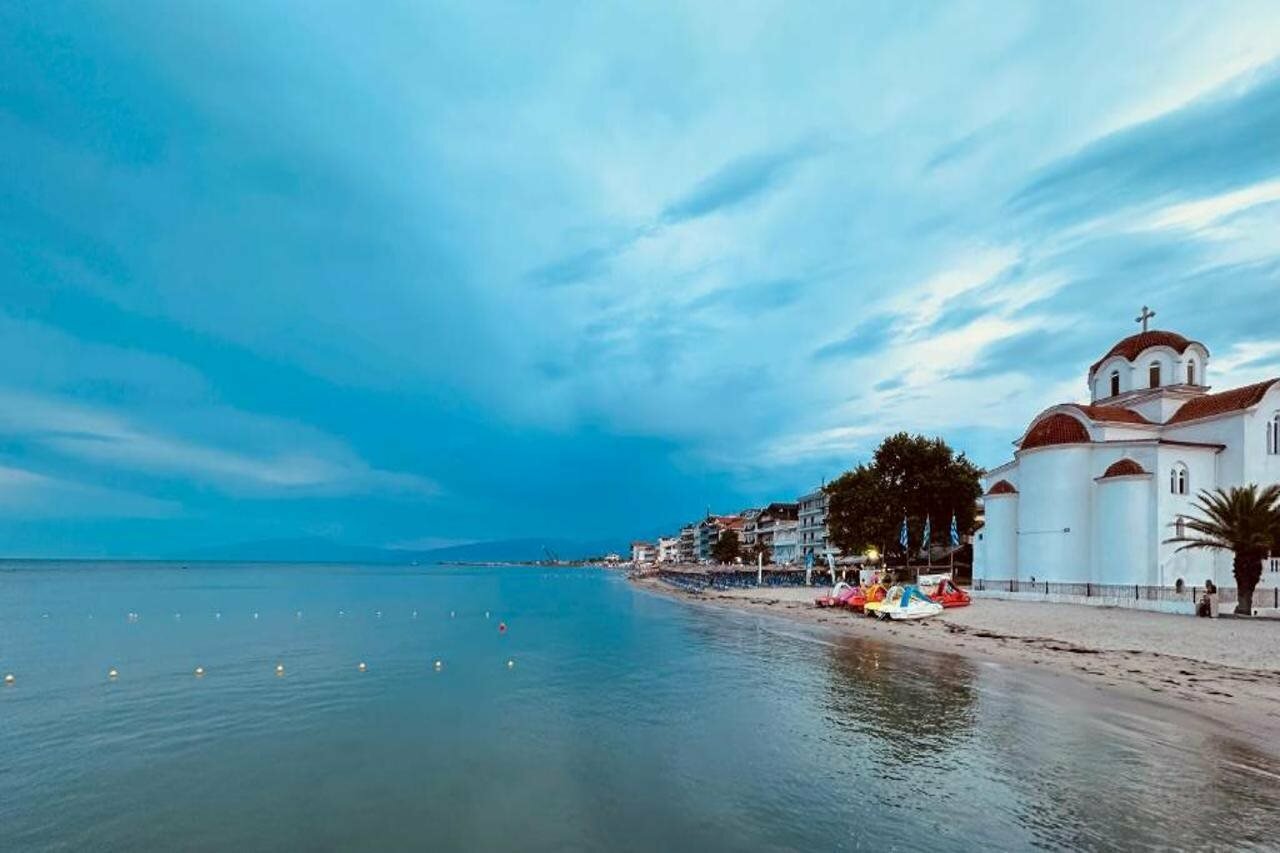 Фото отеля 2