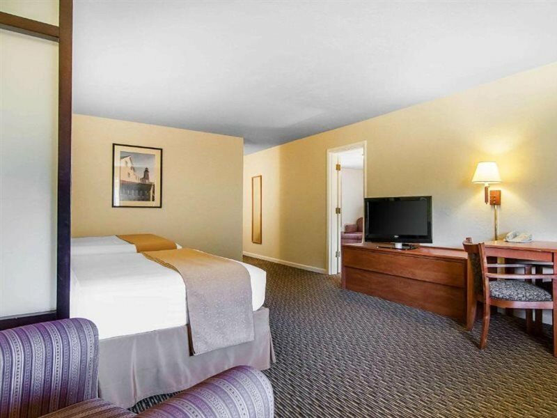 Фото Quality Inn & Suites at Coos Bay