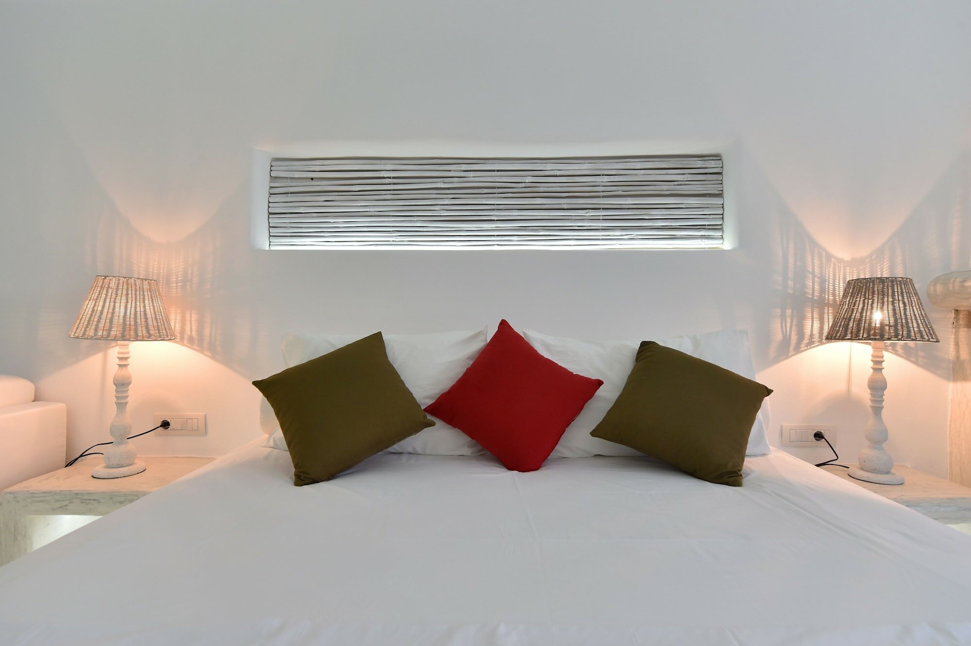 Фото Zefi Hotel & Suites