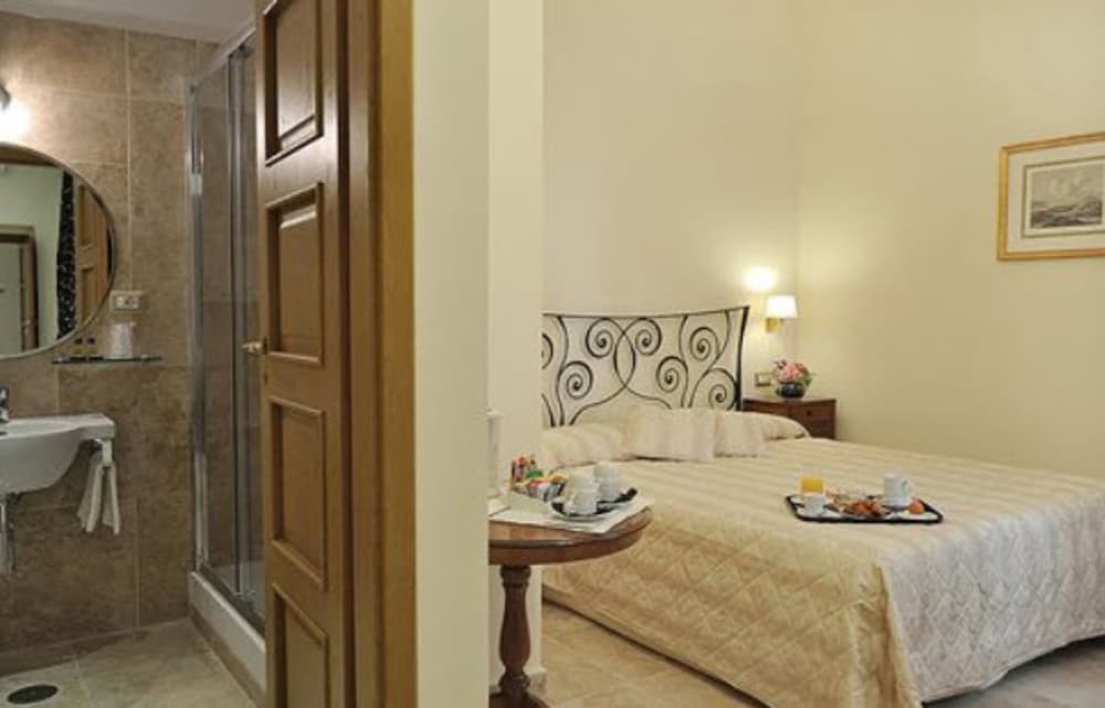 Фото Hotel Le Clarisse al Pantheon