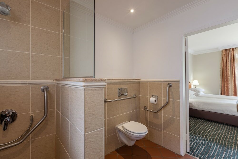 Фото Courtyard Hotel Arcadia