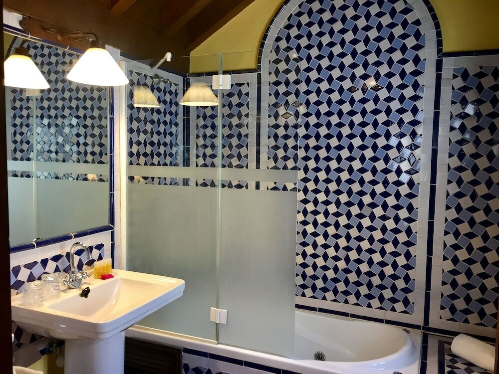 Фото Palacio Mariana Pineda Hotel