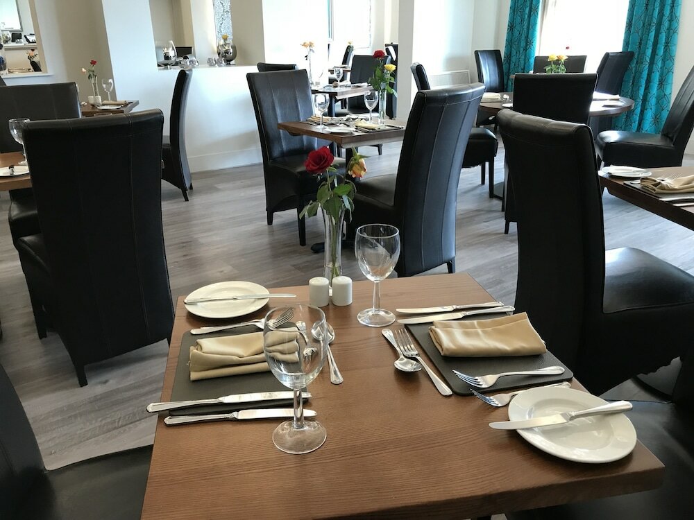 Фото The Links Country Park Hotel