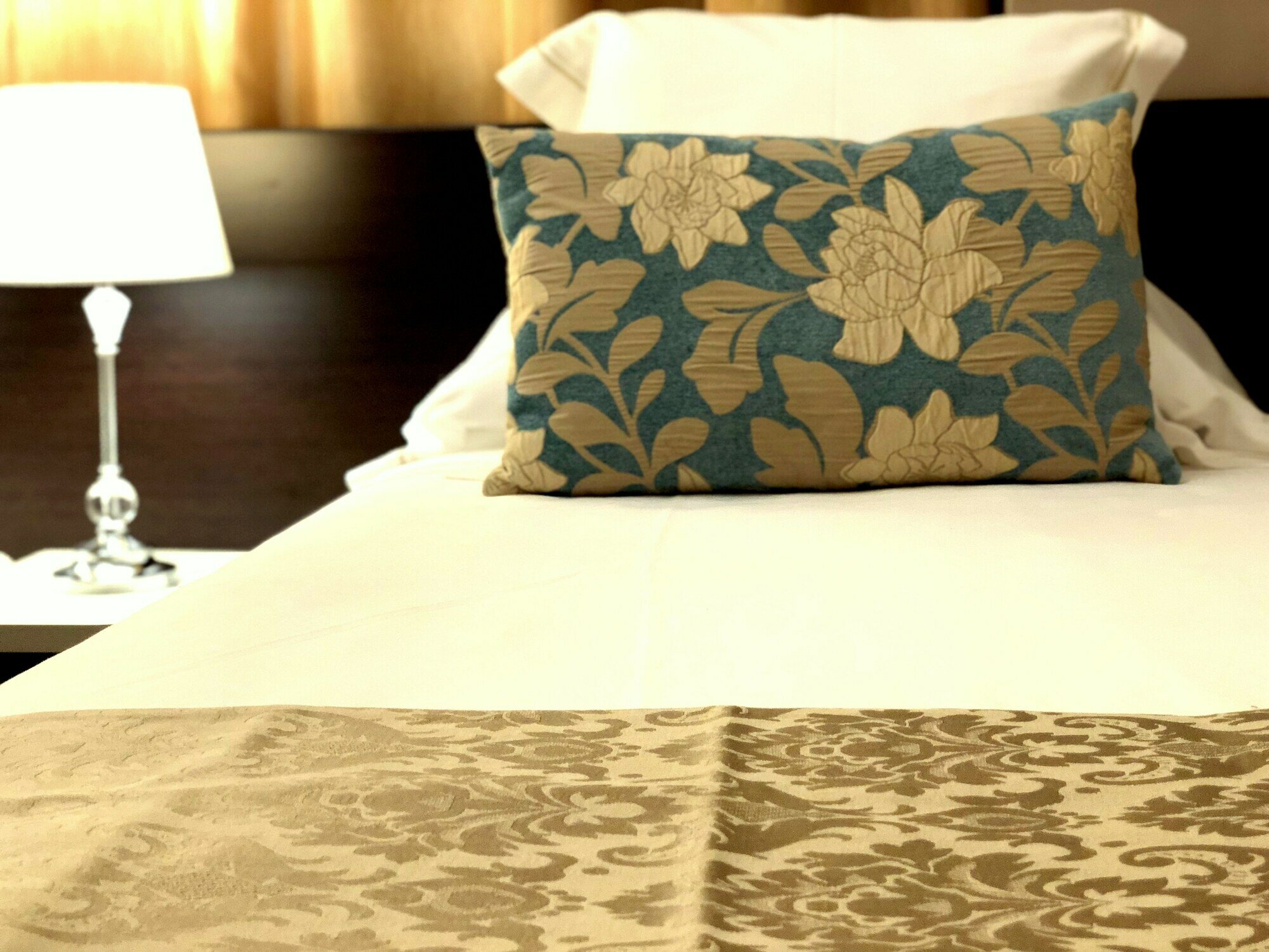 Фото Artplatinum Suites & Apartments