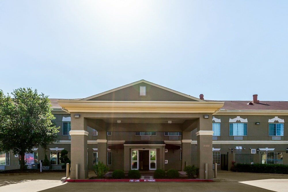 Фото SureStay Plus Hotel by Best Western Mesquite