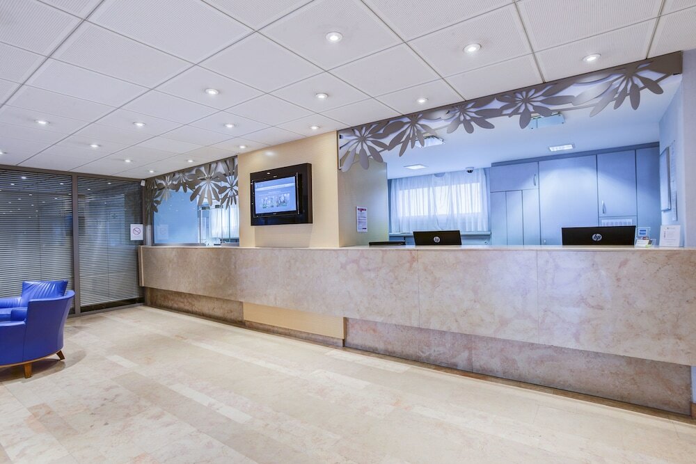 Фото Hotel Des Congres