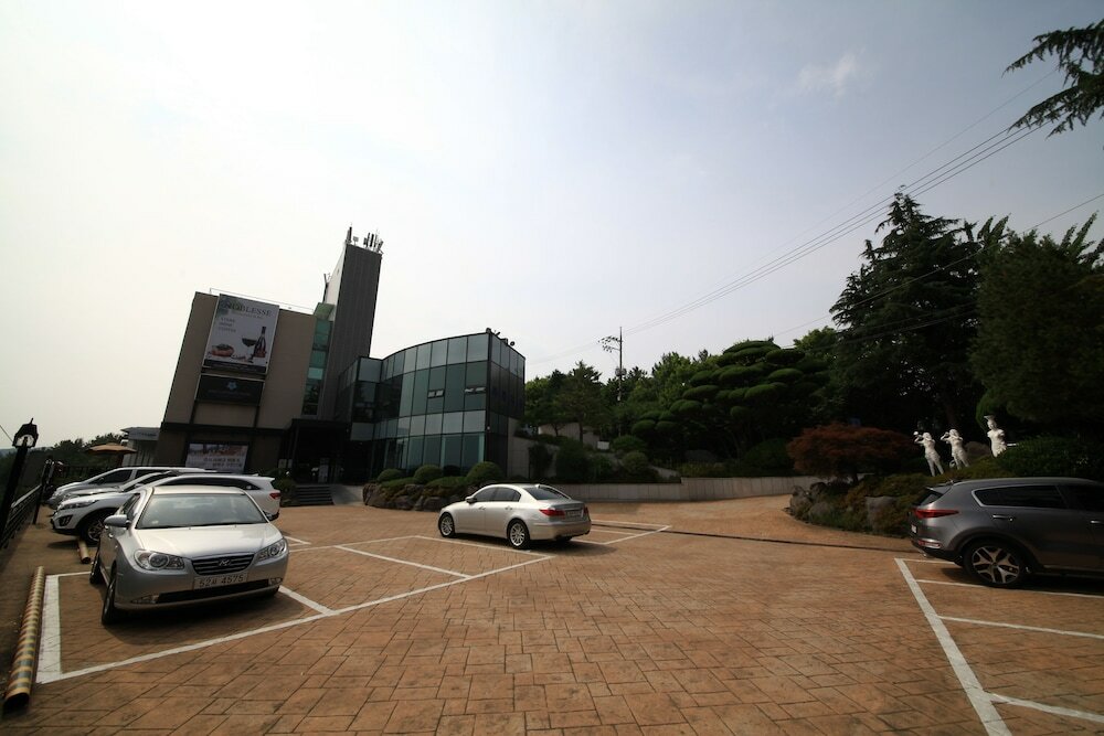 Фото Asia Lakeside Hotel