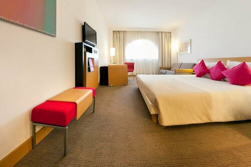 Гостиница Novotel Tunis в Тунисе