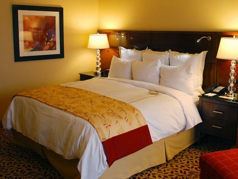 Фото Visalia Marriott at the Convention Center