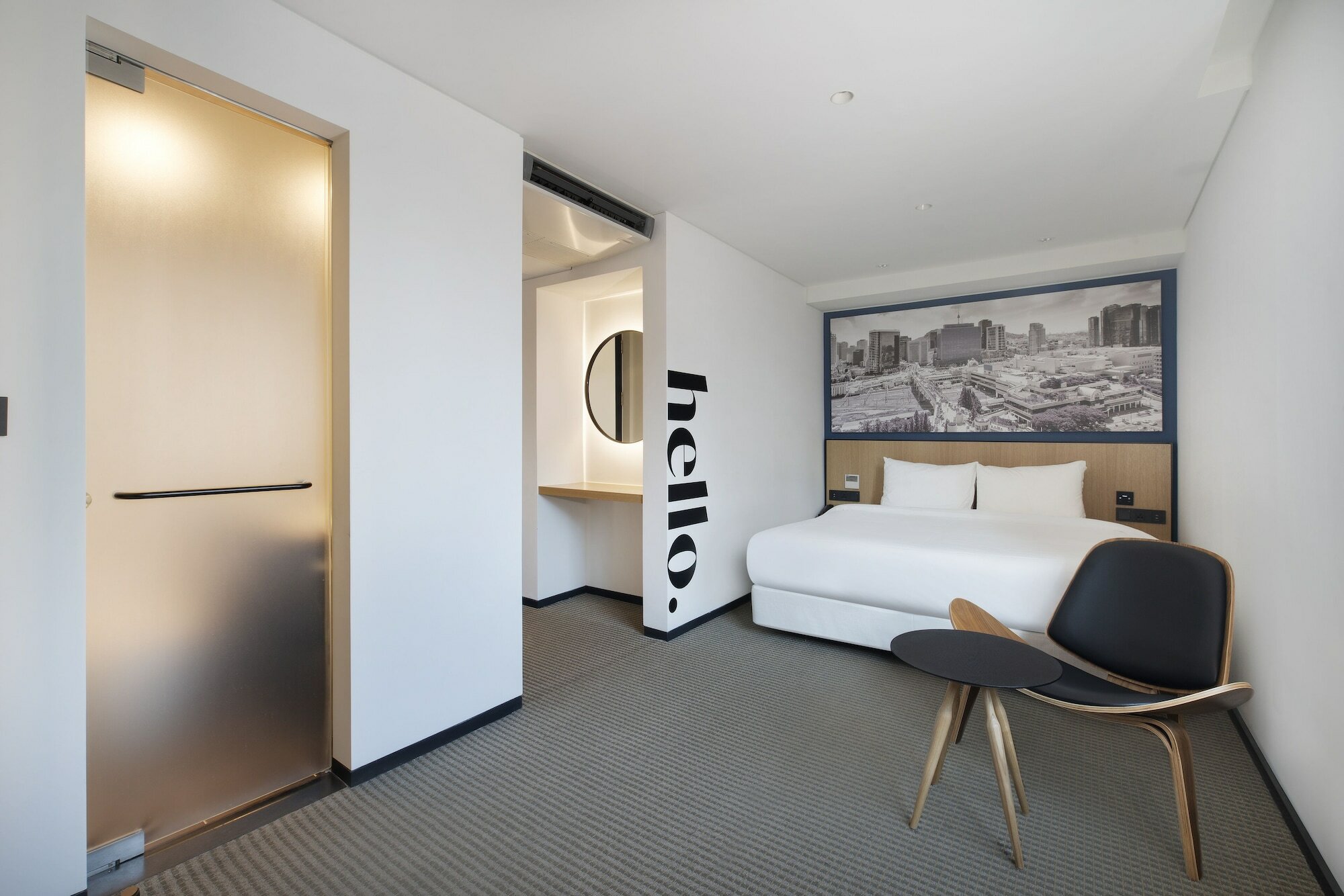 Фото Travelodge Myeongdong City Hall