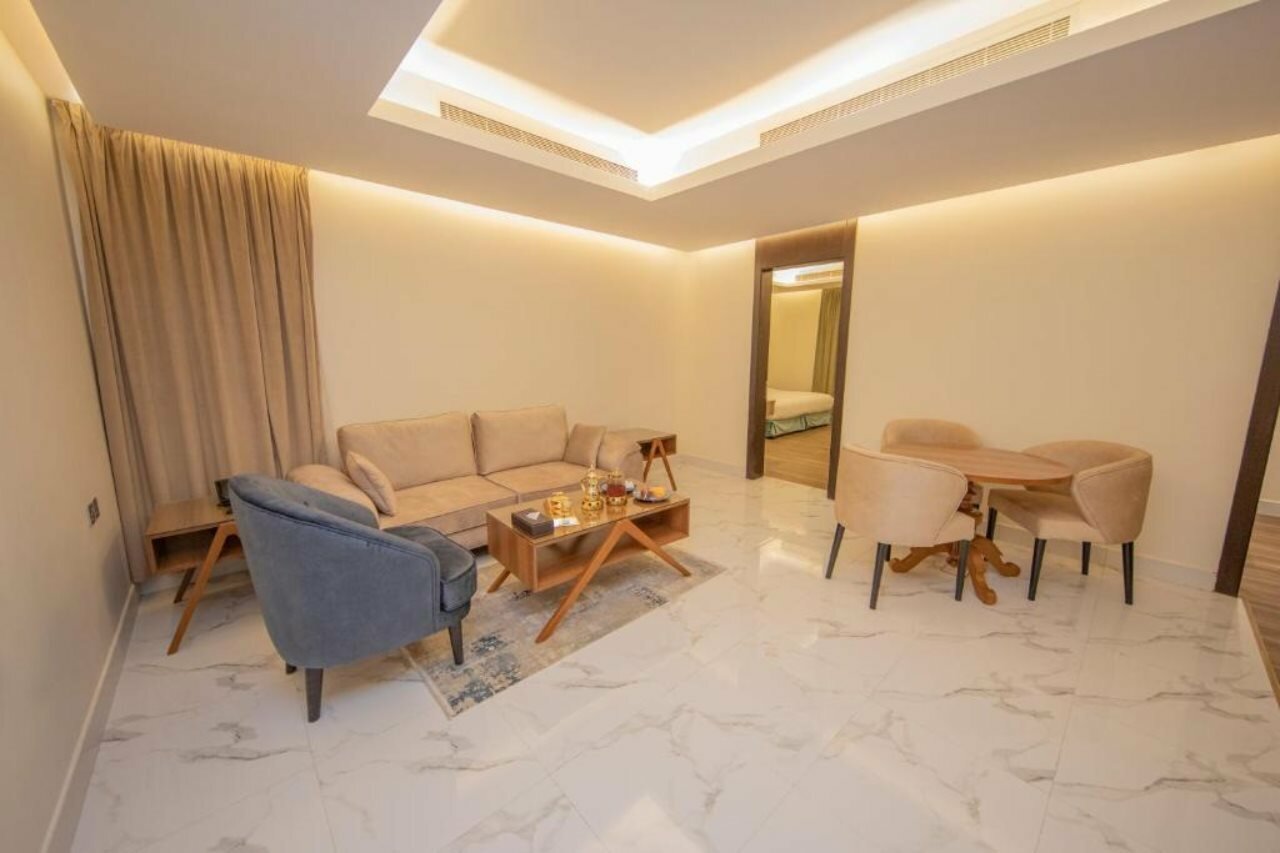 Фото Luxury Night Hotel