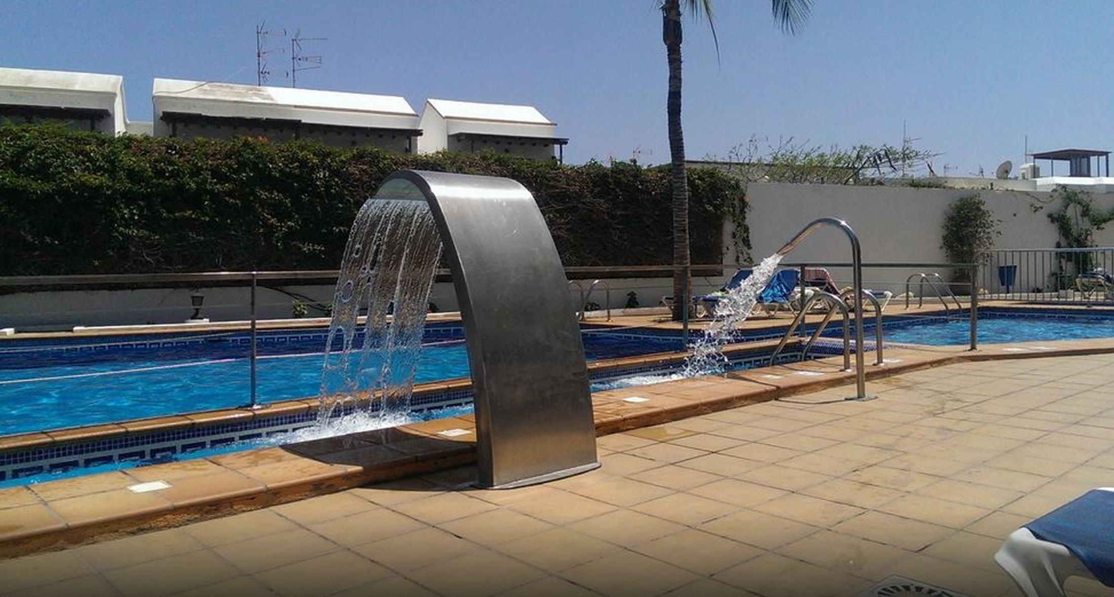 Фото Apartahotel Costa Volcán