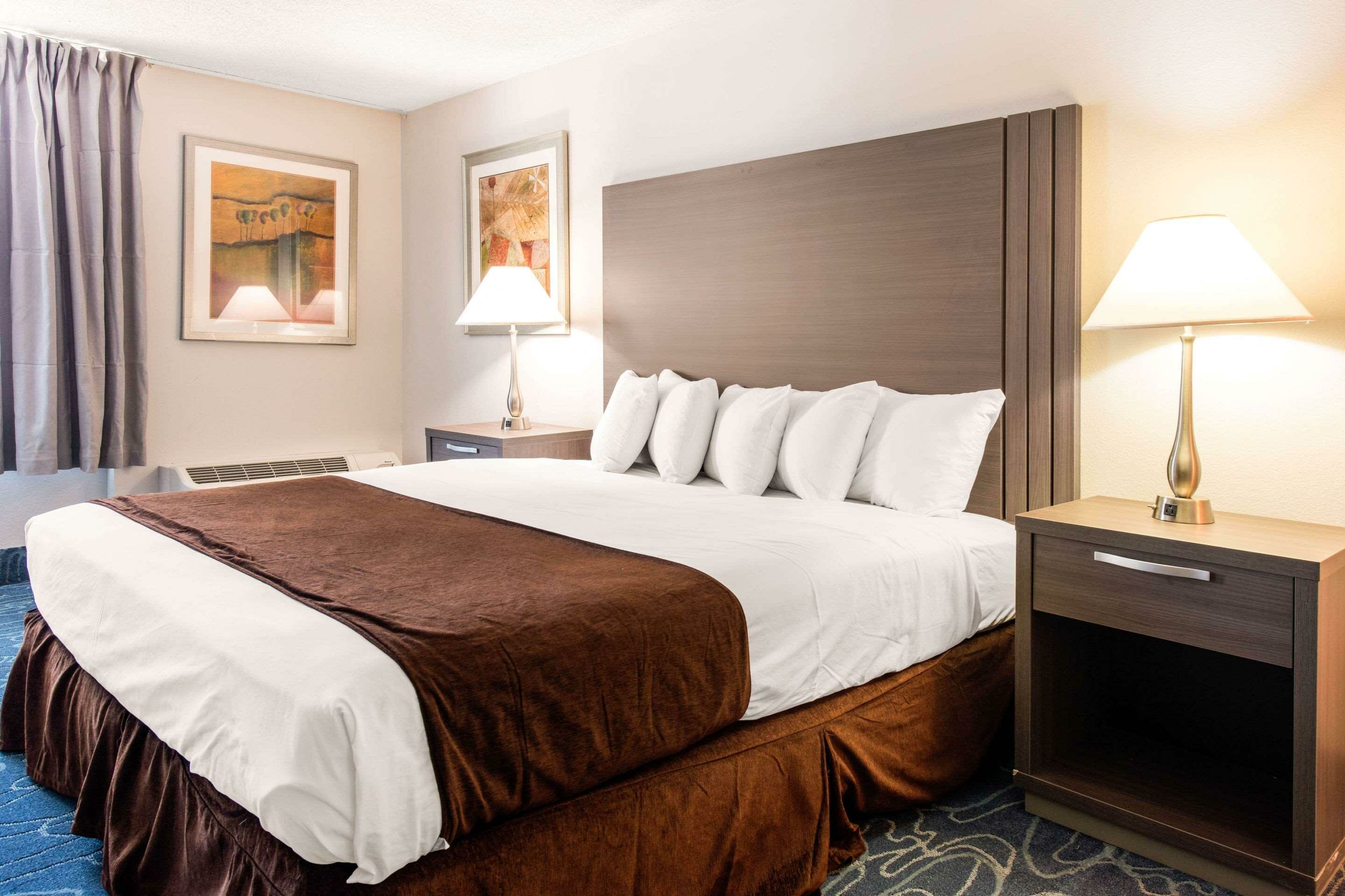 Фото Econo Lodge Orlando Airport