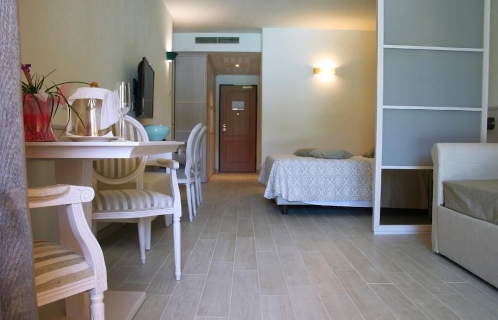 Фото Hotel Marana