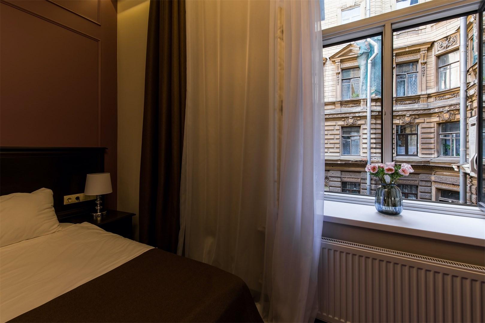 Фото Елисеевский