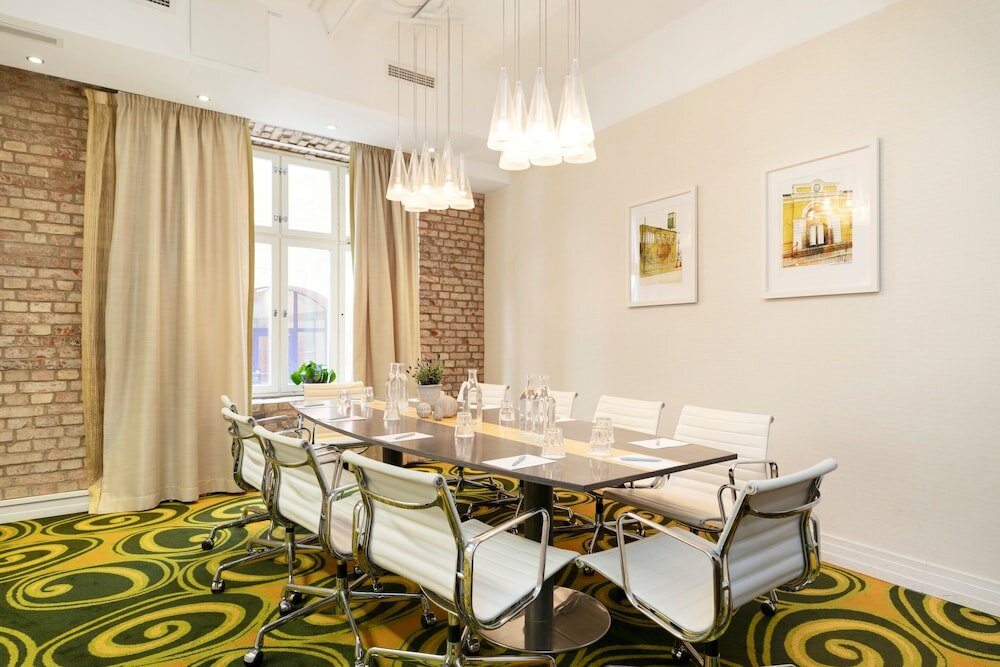 Фото Elite Hotel Esplanade