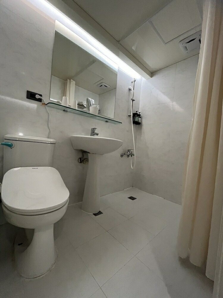 Фото Shinshin Hotel