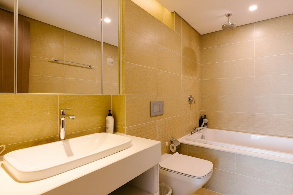 Фото Vinhomes Metropolis Ha Noi-Gem Apartment