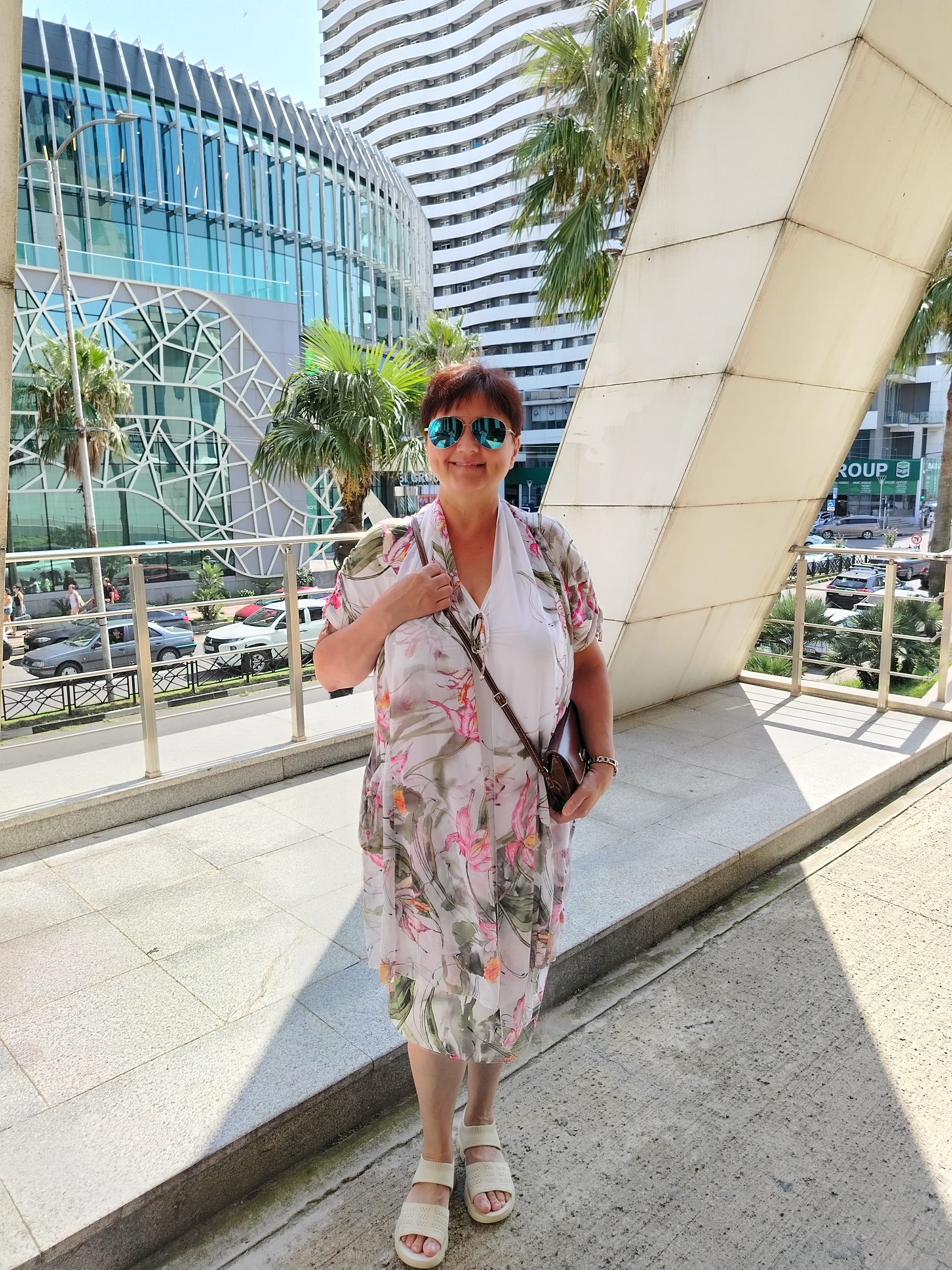 Фото The Grand Gloria Hotel