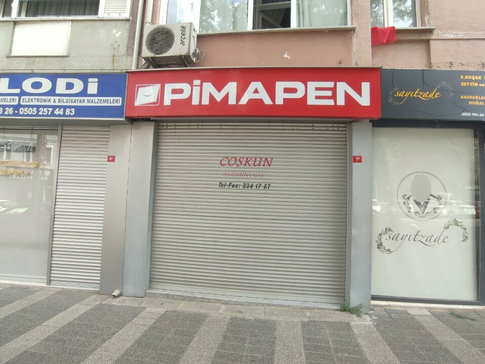 Windows Pimapen, Istanbul, photo