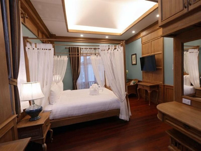 Фото Rich Garden House Hotel
