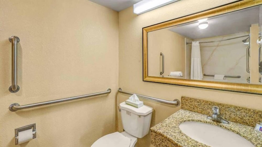 Фото Red Carpet Inn Philadelphia Airport