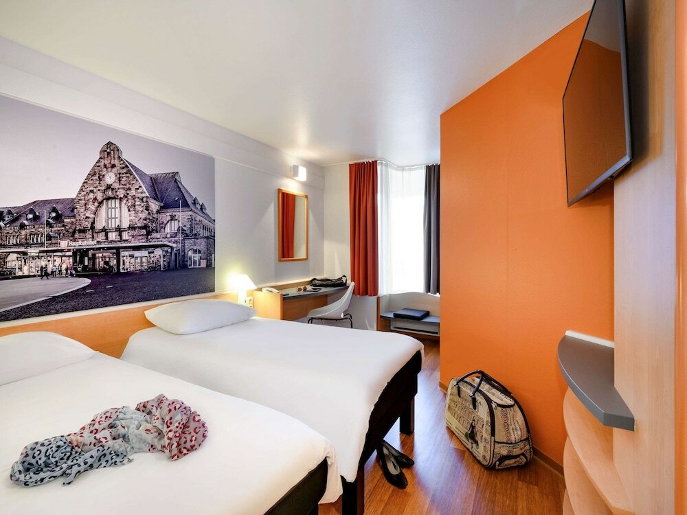 Фото B&B Hotel Aachen-Hbf